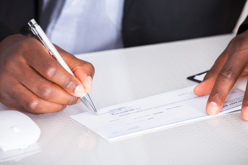 Fully Electronic Check Signing and Payments with Plooto Fully Electronic Check Signing and Payments with Plooto